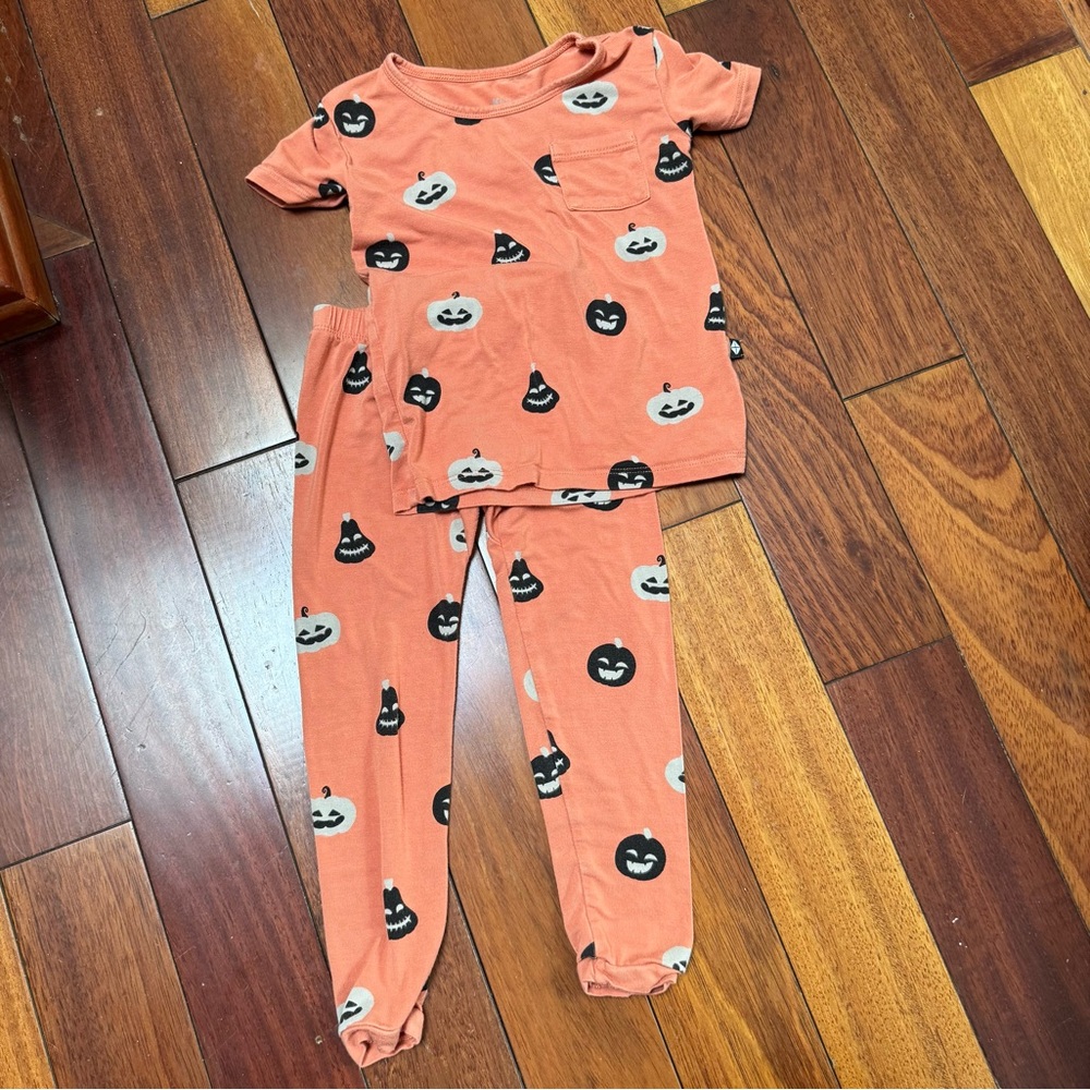 👻 Kyte BABY Pumpkin Print Pajama Set